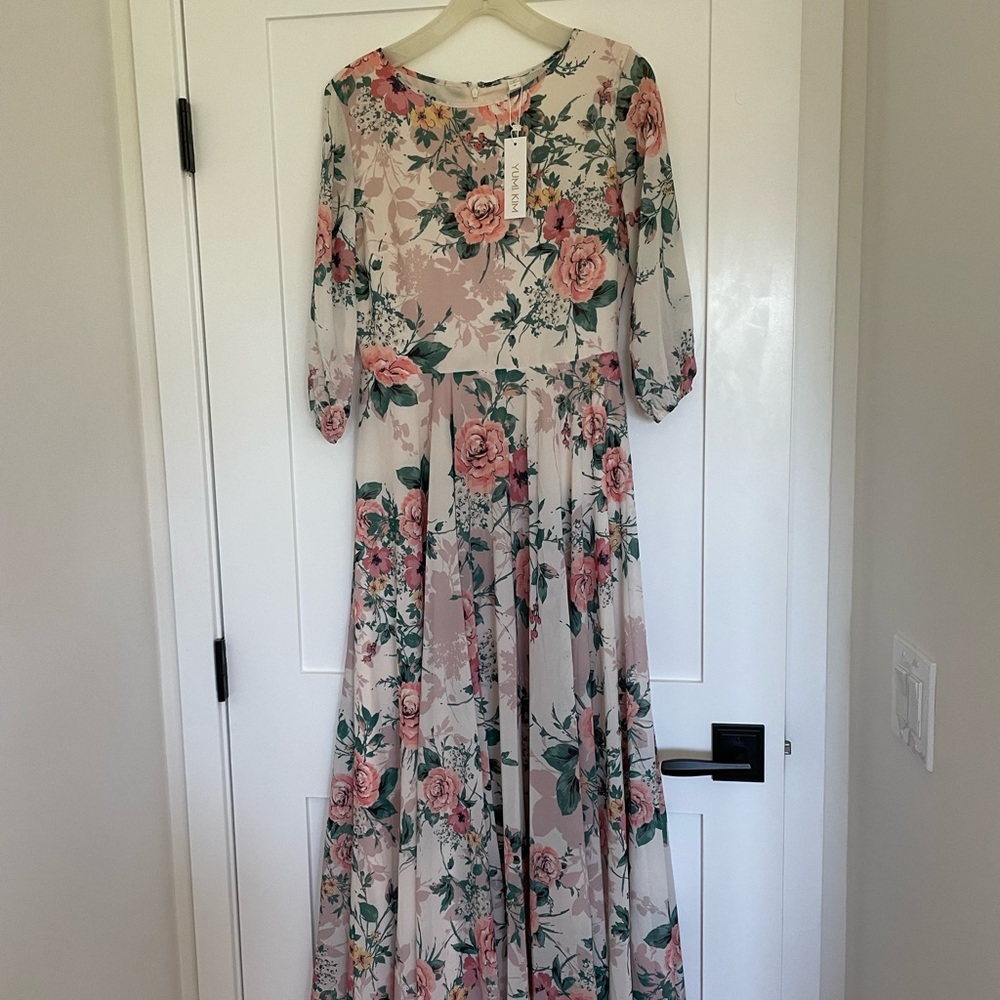 Floral Maxi Yumi Kim dress.
